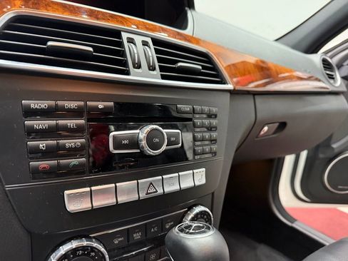 Used 2014 Mercedes-Benz C 300 4MATIC Sedan image 42