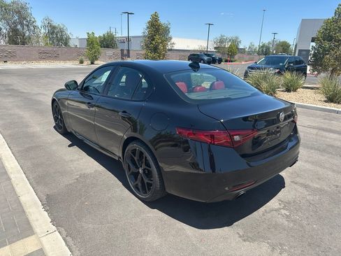 Used 2019 Alfa Romeo Giulia w/ Nero Edizione RWD image 2