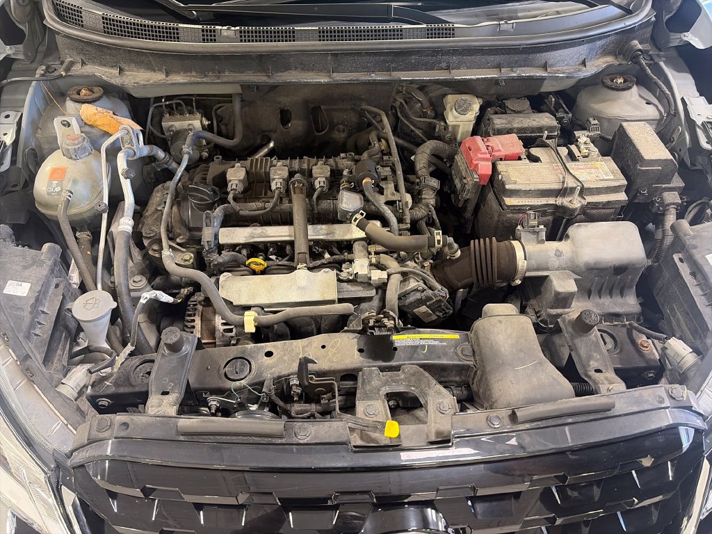 Used 2024 Nissan Kicks SV w/ Exterior Package FWD image 19