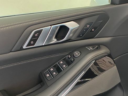 New 2026 BMW X5 M60i w/ Executive Package image 24