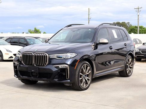 Used 2020 BMW X7 M50i AWD/4WD image 3
