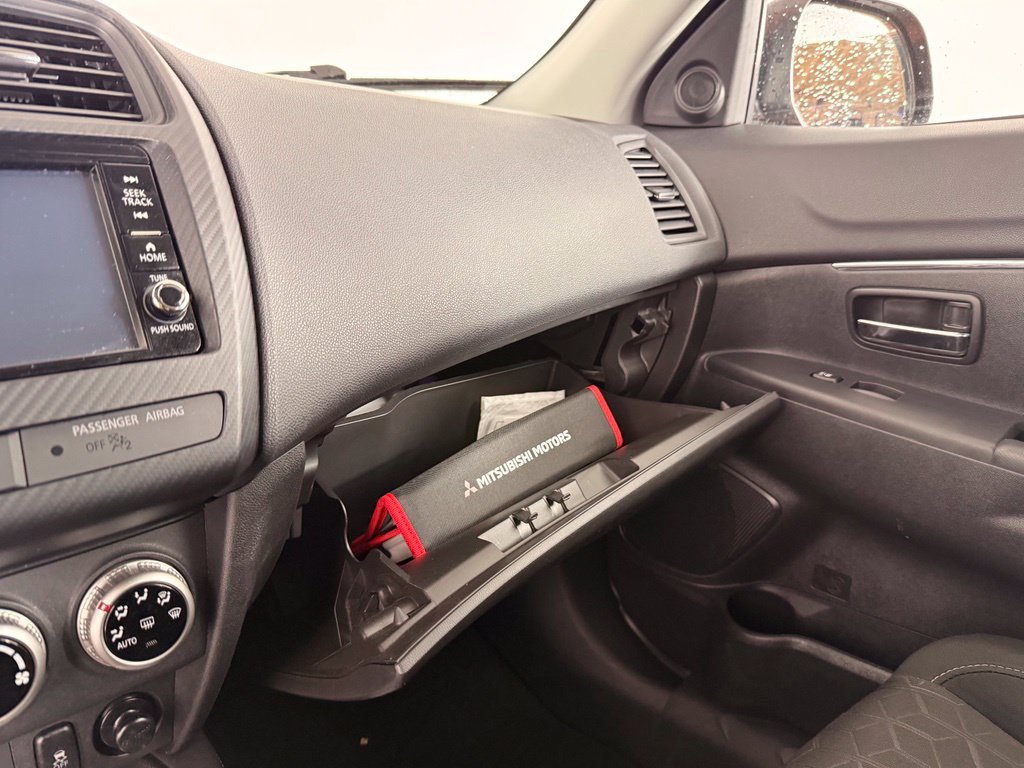Used 2024 Mitsubishi Outlander Sport ES AWD/4WD image 24