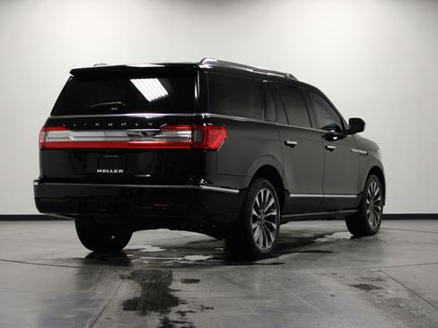 Used 2019 Lincoln Navigator L Select w/ Technology Package image 4