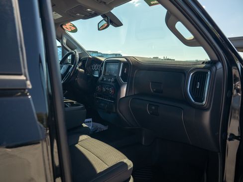 Used 2020 Chevrolet Silverado 1500 LT Trail Boss w/ Convenience Package AWD/4WD image 26