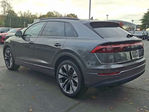 Certified 2025 Audi Q8 Premium Plus image 10