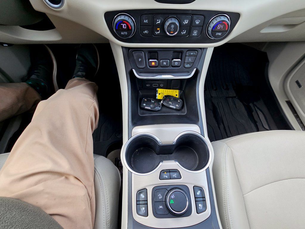 Used 2020 GMC Terrain Denali w/ Denali Premium Package FWD image 26