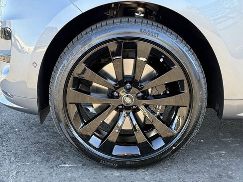 New 2025 Land Rover Range Rover Sport Dynamic SE image 10