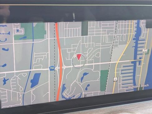 Used 2018 Mercedes-Benz E 400 E 400 image 9