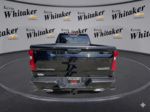 Certified 2025 Chevrolet Silverado 1500 High Country AWD/4WD image 8