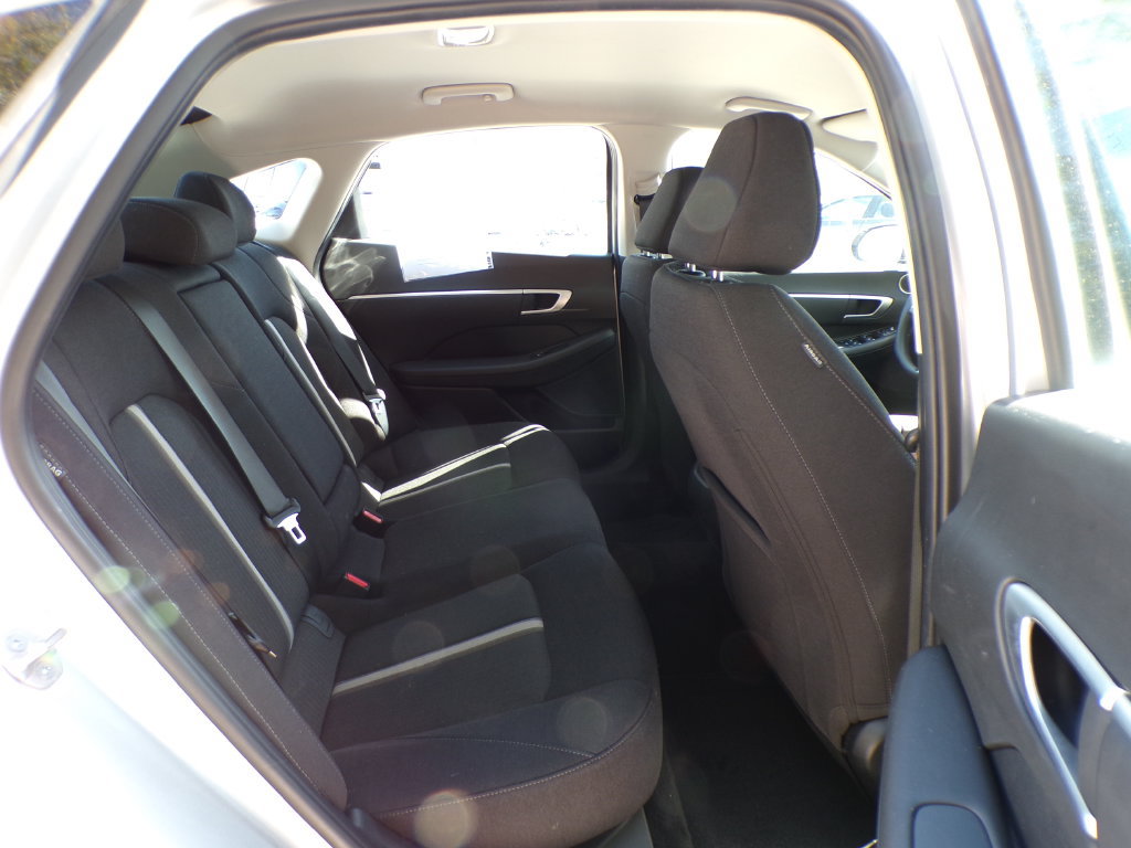 Certified 2024 Hyundai Sonata SEL AWD/4WD image 19