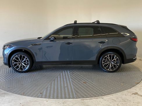 Used 2025 MAZDA CX-70 Plug-In Hybrid w/ Premium Plus image 2