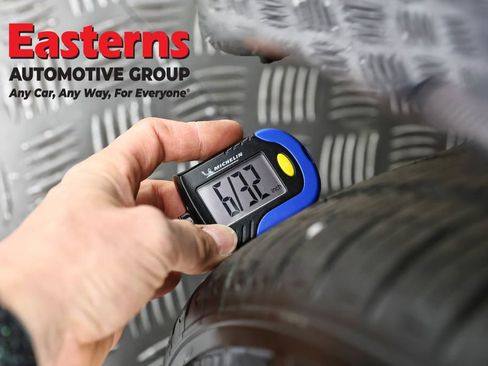 Used 2019 Tesla Model 3 Standard Range image 26