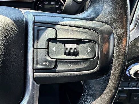 Used 2020 GMC Sierra 1500 SLT w/ SLT Convenience Package RWD image 42