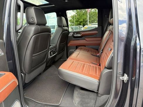 Used 2023 GMC Sierra 1500 Denali Ultimate AWD/4WD image 19