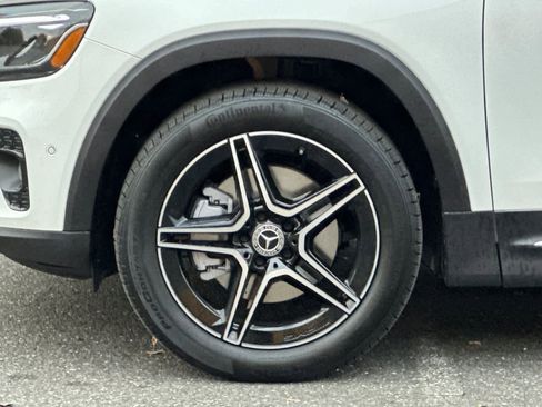 New 2026 Mercedes-Benz GLB 250 image 24