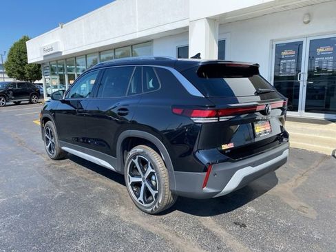 New 2025 Volkswagen Tiguan SE AWD/4WD image 11