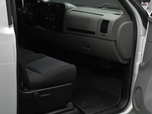 Used 2013 Chevrolet Silverado 3500 W/T RWD image 25
