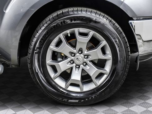 Used 2019 Nissan Frontier SL image 29