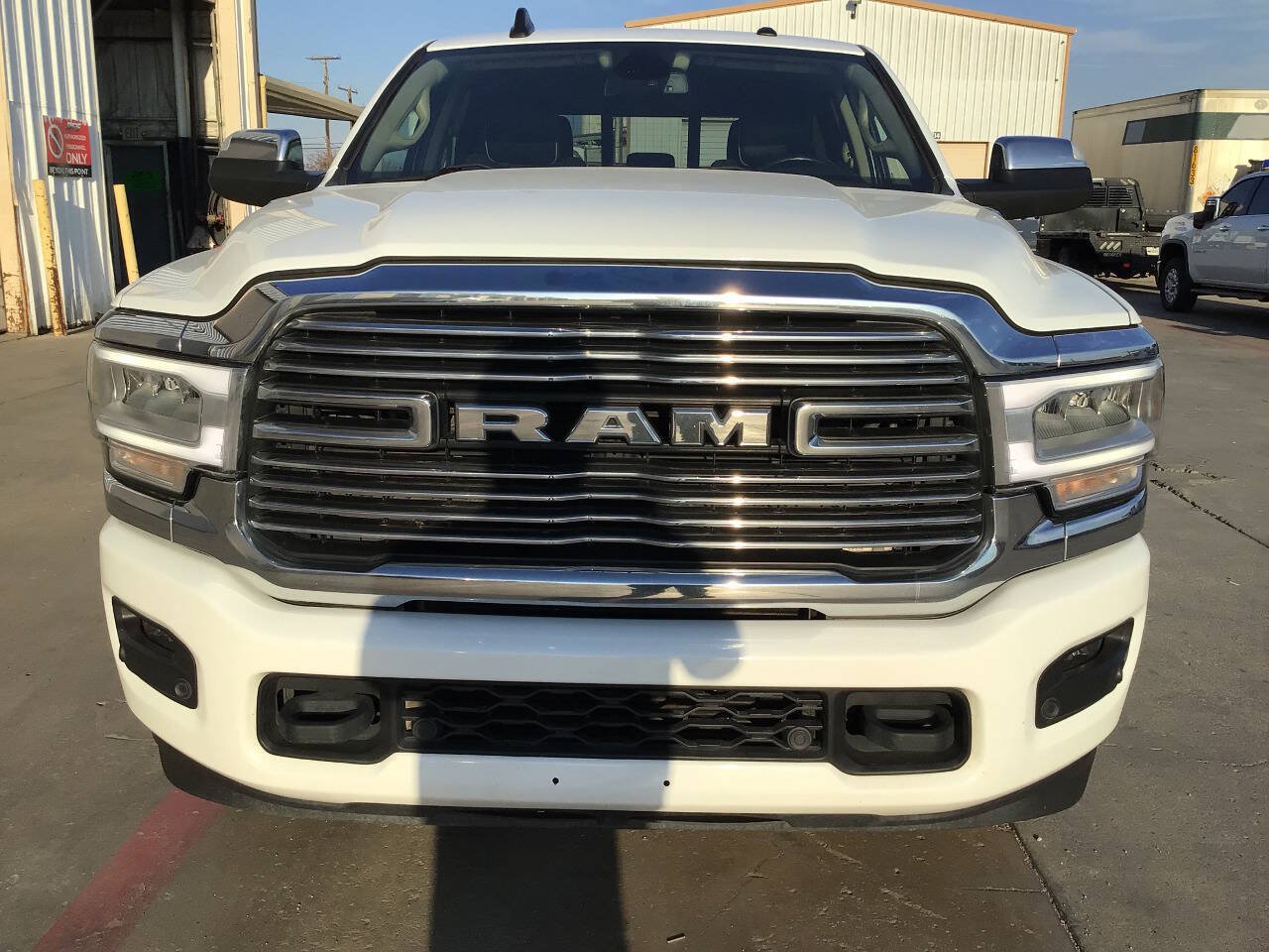 Used 2022 RAM 2500 Laramie AWD/4WD image 4