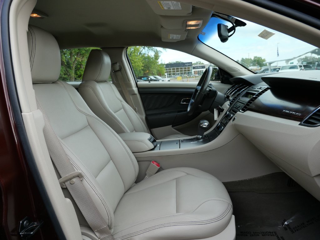 Used 2010 Ford Taurus SEL AWD/4WD image 11