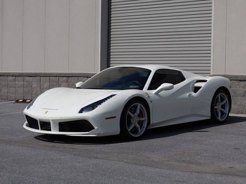 Used 2017 Ferrari 488 Spider RWD image 15