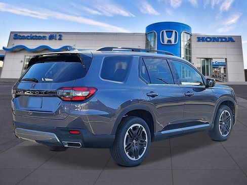 New 2026 Honda Pilot image 4