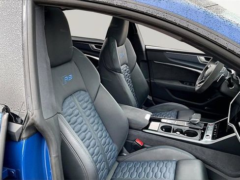 Used 2024 Audi RS 7 Performance w/ Matte Carbon Package image 7
