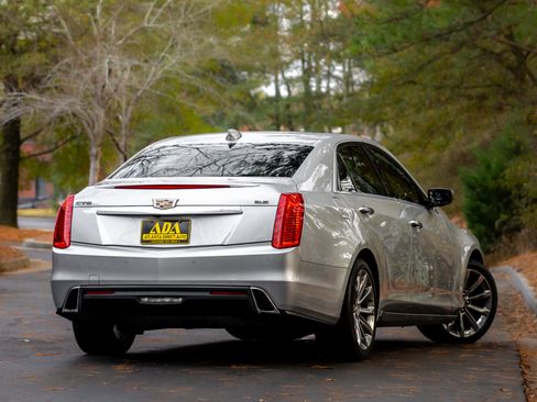 Used 2019 Cadillac CTS Luxury image 4