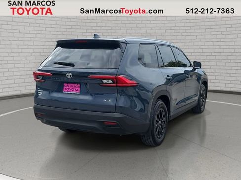 Certified 2024 Toyota Grand Highlander XLE image 5