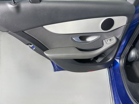 Used 2019 Mercedes-Benz C 300 Sedan image 25