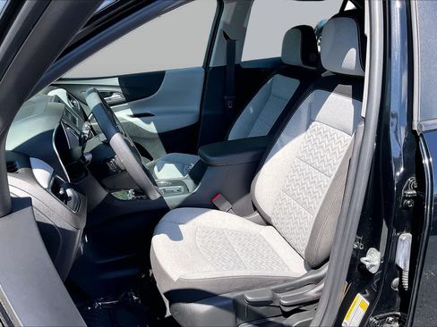Used 2024 Chevrolet Equinox LS FWD image 24