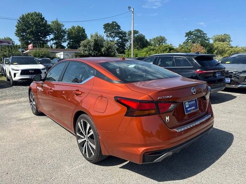 Used 2022 Nissan Altima 2.5 SR FWD image 7