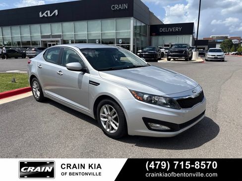 Used 2013 Kia Optima LX FWD image 2