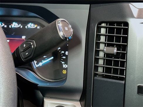New 2026 Ford F250 XL w/ XL Chrome Package image 11