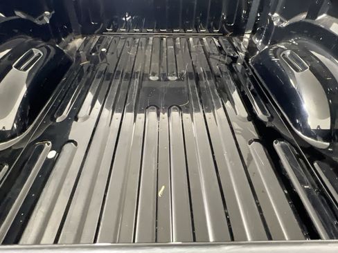 Used 2022 RAM 1500 Big Horn AWD/4WD image 23
