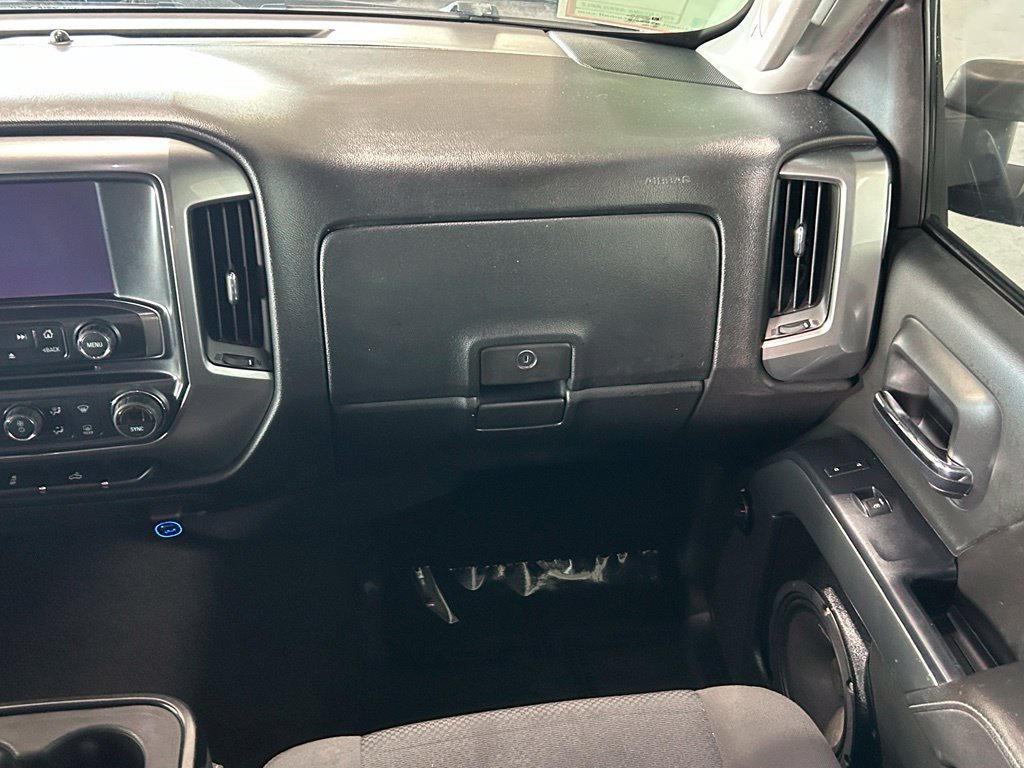 Used 2017 Chevrolet Silverado 1500 LT w/ All Star Edition RWD image 11