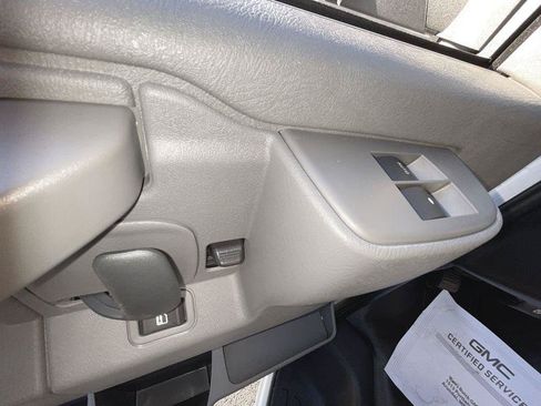 New 2025 GMC Savana 3500 w/ Power Convenience Package RWD image 22