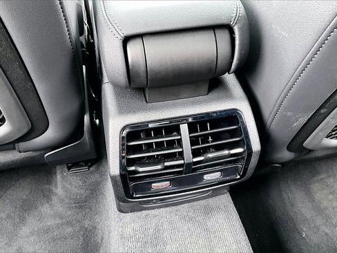 Used 2025 Audi Q3 2.0T Premium Plus w/ Premium Plus Package image 10