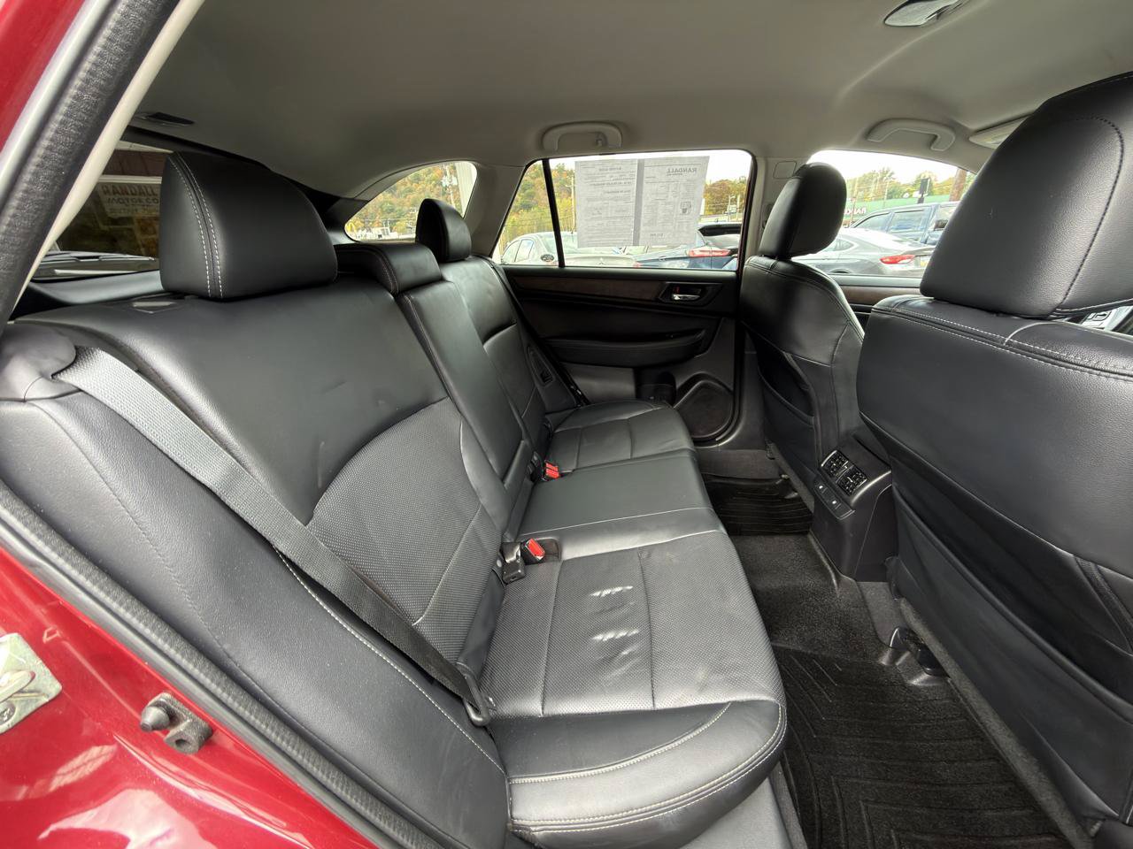 Used 2016 Subaru Outback 2.5i Limited AWD/4WD image 23