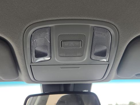 Used 2020 Kia Niro EX w/ Cold Weather Package FWD image 20