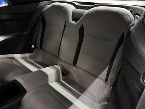 Used 2023 Chevrolet Camaro LT RWD image 36