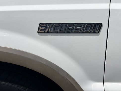 Used 2001 Ford Excursion Limited image 37
