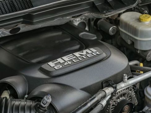 Used 2016 RAM 3500 Tradesman w/ Chrome Appearance Group image 51