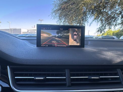 Used 2017 Audi Q7 3.0T Prestige w/ Prestige Package image 20