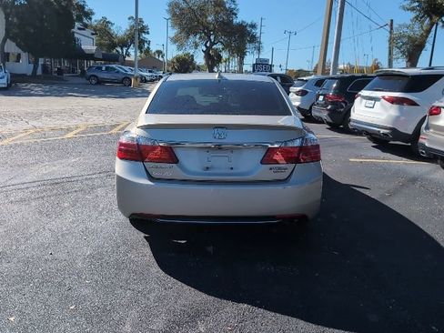 Used 2015 Honda Accord Touring image 6