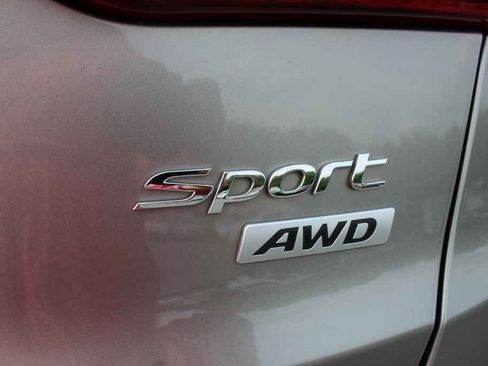 Used 2017 Hyundai Santa Fe Sport AWD/4WD image 7