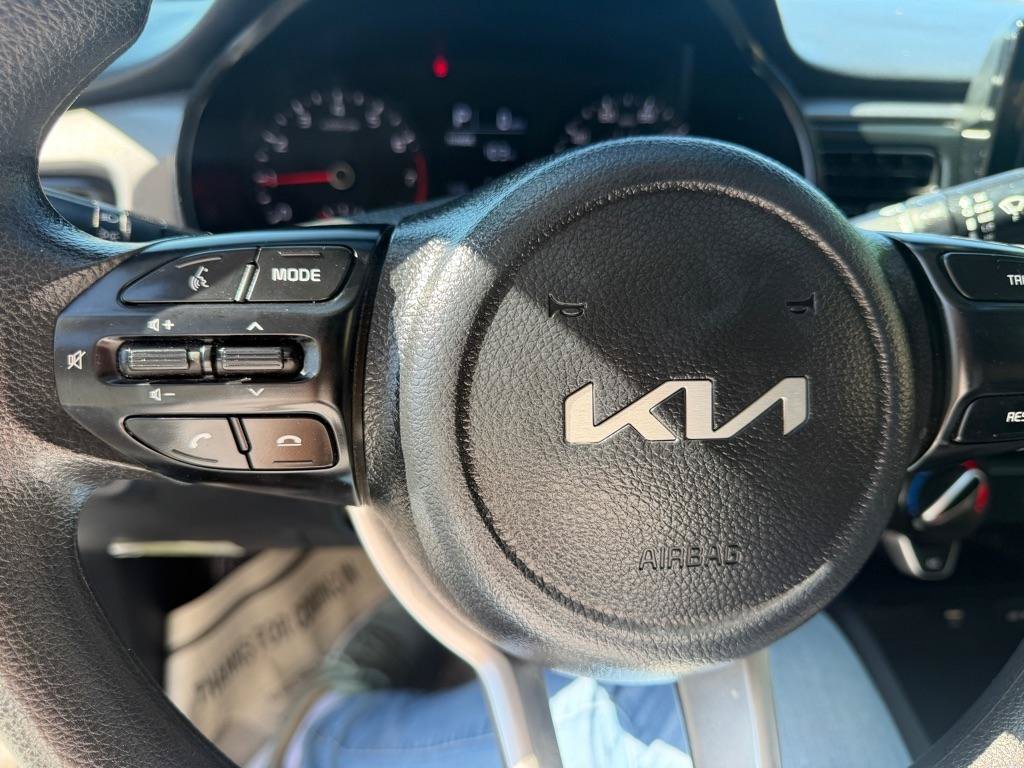 Used 2023 Kia Rio LX FWD image 31