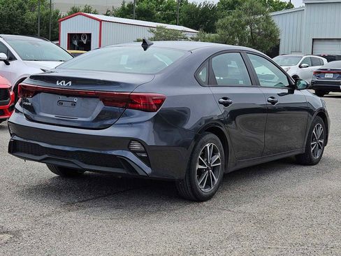 Used 2024 Kia Forte LXS image 6