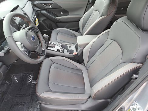 Certified 2025 Subaru Crosstrek 2.5i Limited image 10