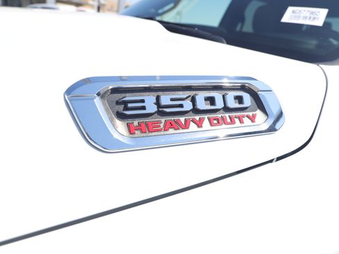 Used 2023 RAM 3500 Big Horn w/ Level 1 Equipment Group image 10